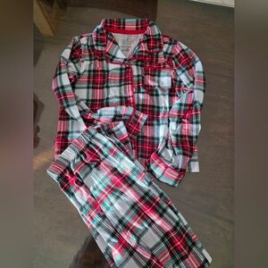 Tahari Kids Plaid Pajama Set - Red, Green, and White Size 7/8 Like N k